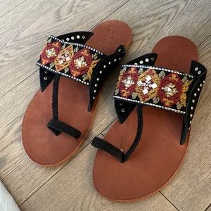 Free People Indian style flats